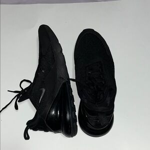 Nike Men's Black Sneakers